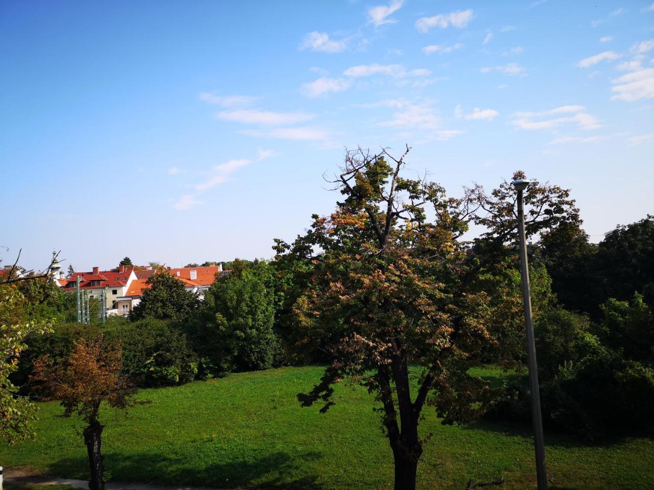 Hoke Lakas Leilighet Sopron Eksteriør bilde